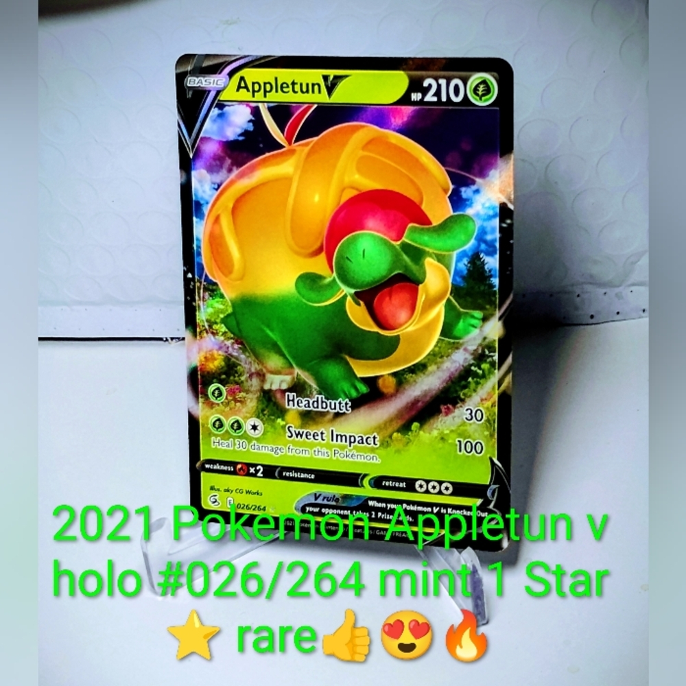 Appletun V Holo Pokémon Card - Green & Yellow Mint #026/264 RARE